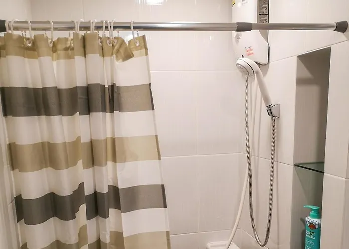 W Pool And Gym Near Mrt Station And Malls