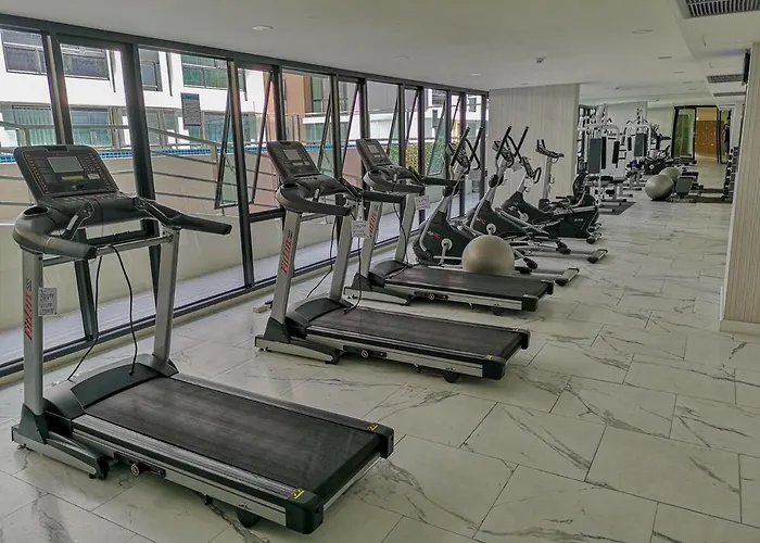 W Pool And Gym Near Mrt Station And Malls *